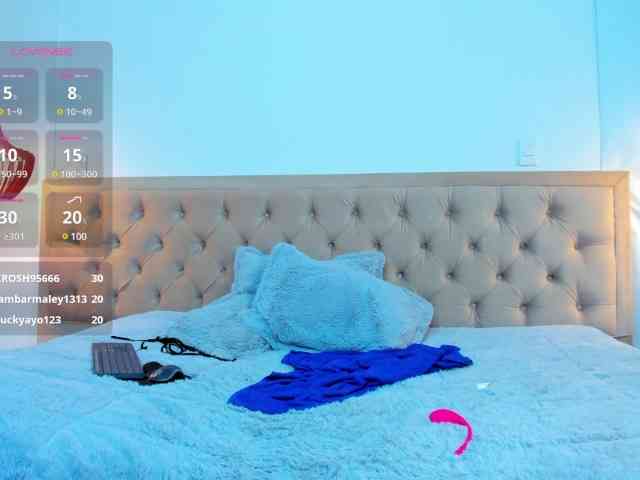 kuky-curly webcam