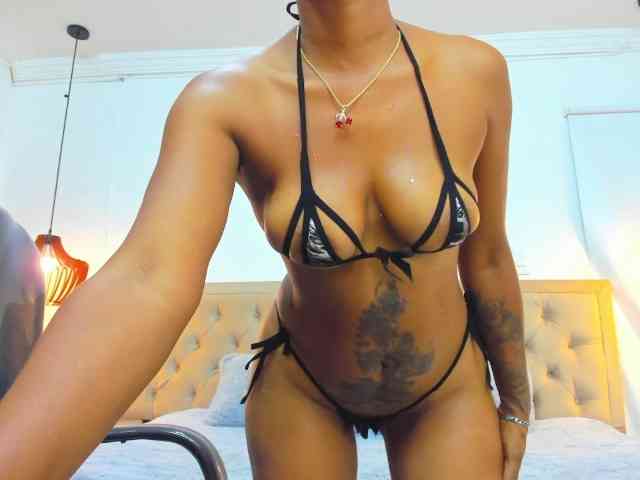 kuky-curly webcam