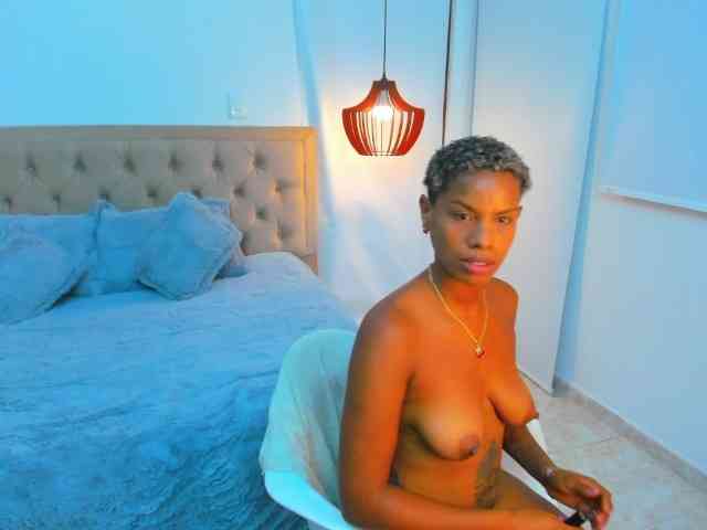 kuky-curly webcam