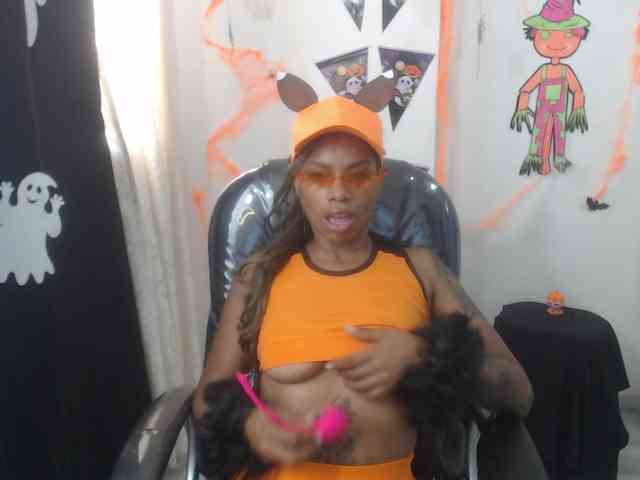 kuky-curly webcam