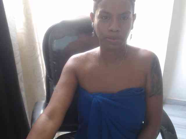 kuky-curly webcam