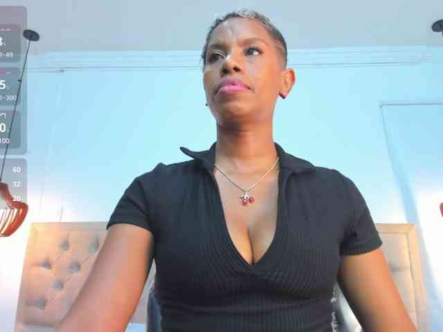 kuky-curly webcam