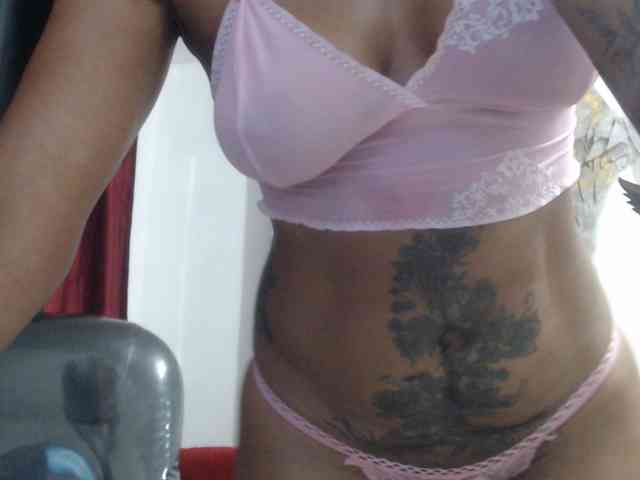 kuky-curly webcam