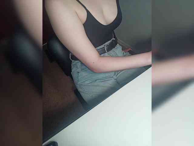 free nude webcam Your-girl6