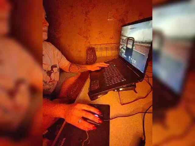 Simpatichnaya_Khuliganka webcam