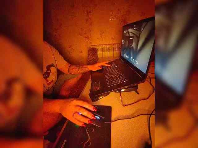 Simpatichnaya_Khuliganka webcam