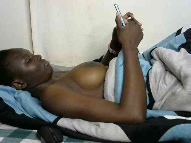 PashLeea webcam