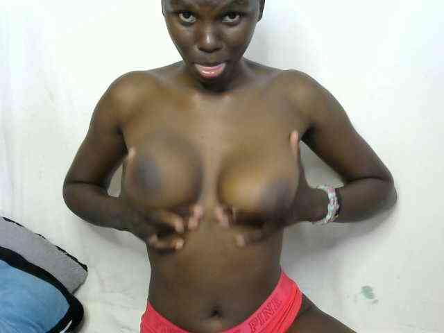 PashLeea webcam