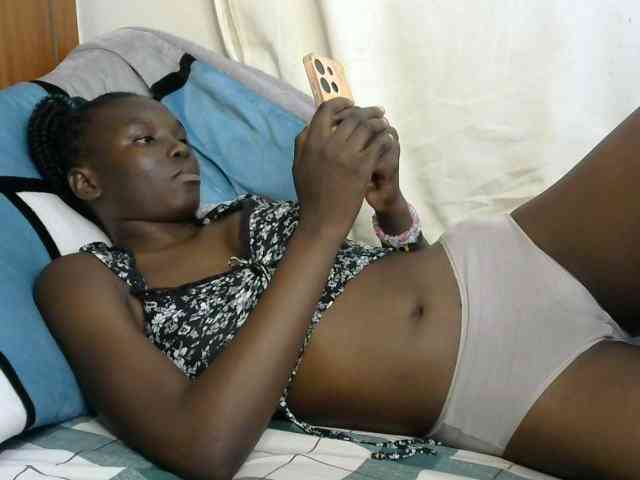 PashLeea webcam