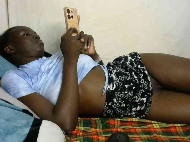 PashLeea webcam