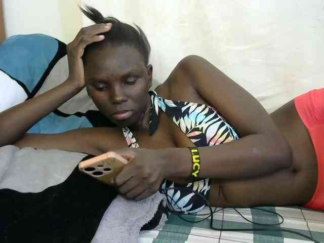 PashLeea webcam