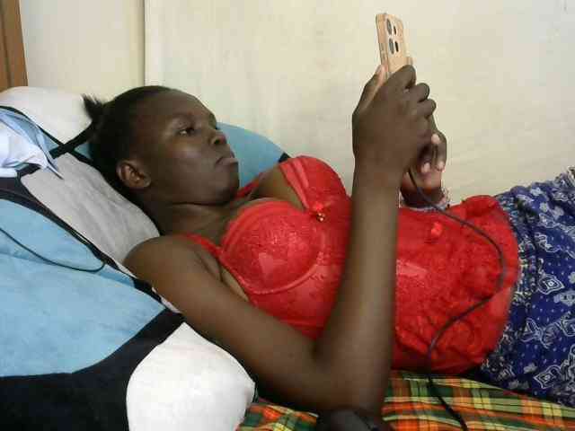 PashLeea webcam