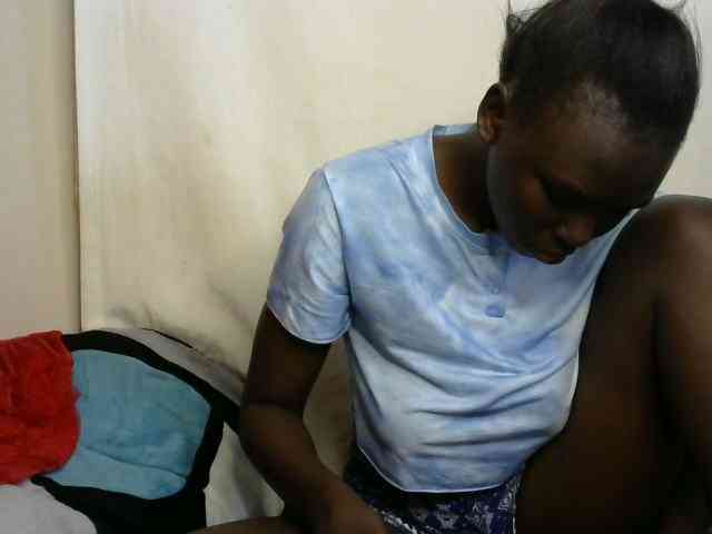 PashLeea webcam