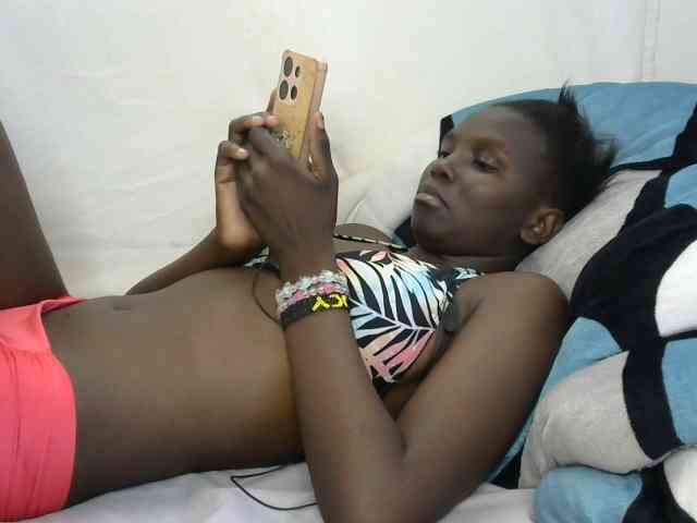 PashLeea webcam