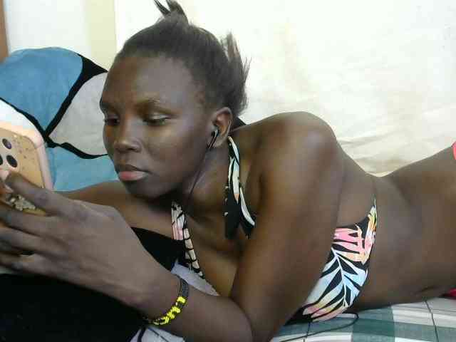 PashLeea webcam