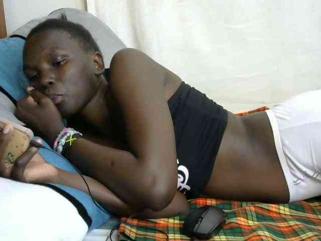 PashLeea webcam
