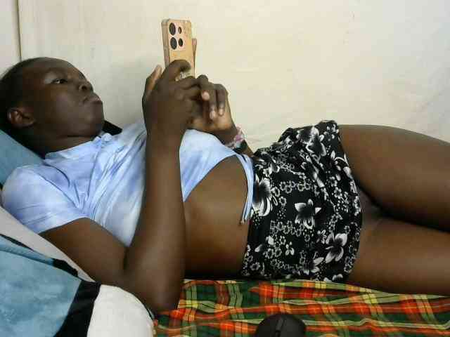 PashLeea webcam