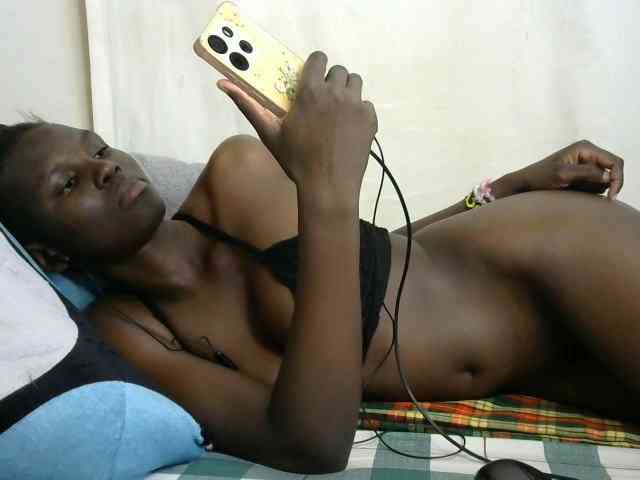 PashLeea webcam