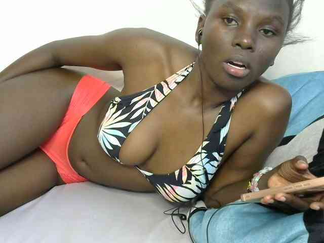 PashLeea webcam