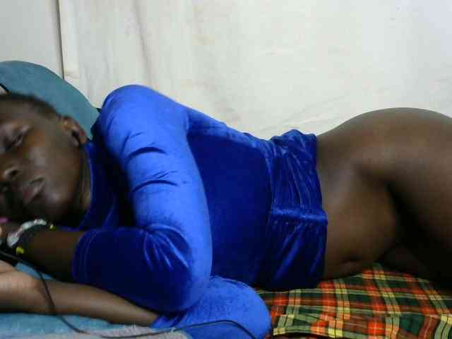 PashLeea webcam