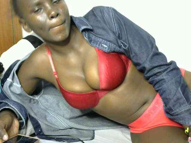 PashLeea webcam