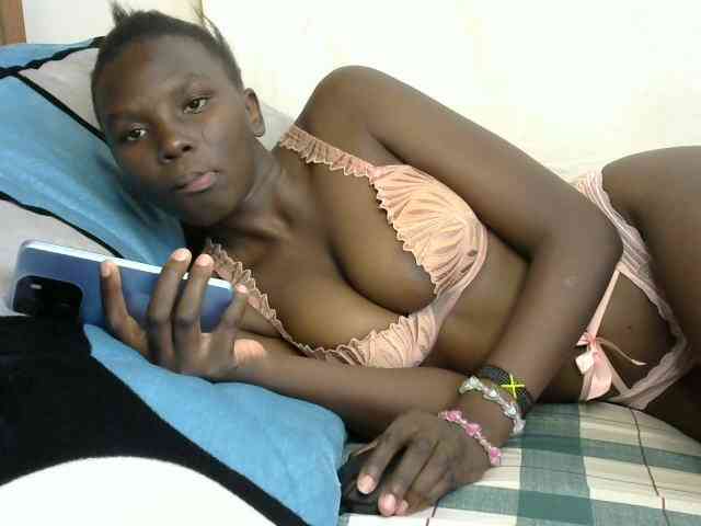 PashLeea webcam