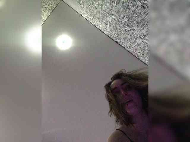 E1eanorEusTacias webcam