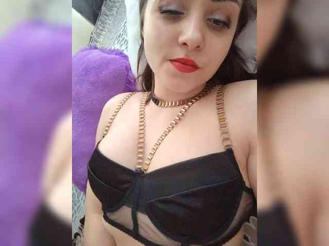 zayaaaaa69105 webcam