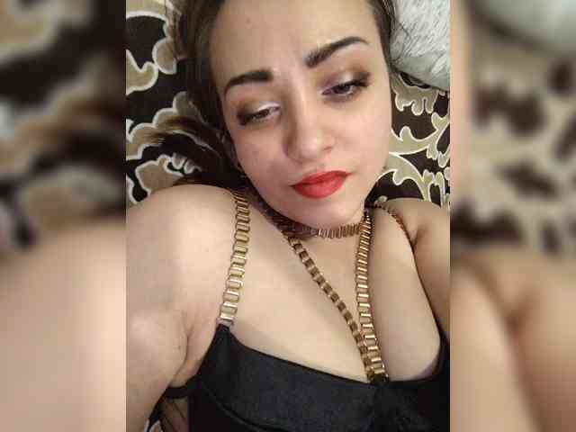 zayaaaaa69105 webcam