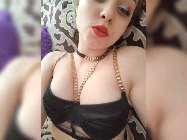 zayaaaaa69105 webcam