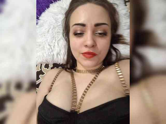 zayaaaaa69105 webcam