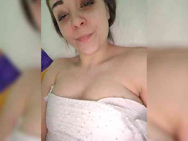 E1eanorEusTacias webcam