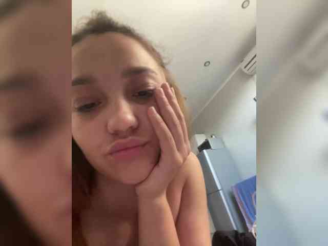 KimberlyWoods webcam