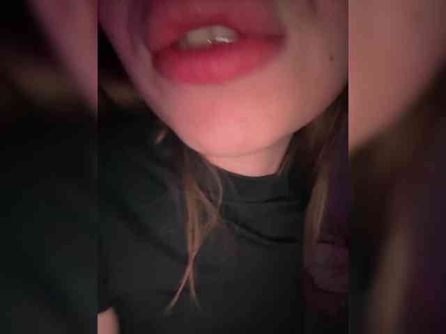 Milashenkaak Live Webcam on BongaCams Milashenkaak Live Webcam on BongaCams
