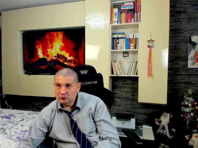 spatacusdaddy48 Live Webcam on BongaCams