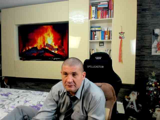 spatacusdaddy48 Live Webcam on BongaCams