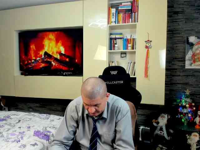 spatacusdaddy48 Live Webcam on BongaCams