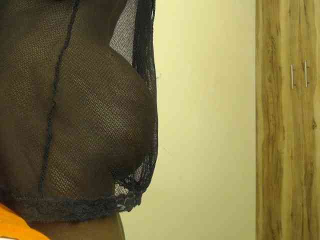 Sexylolah34 webcam