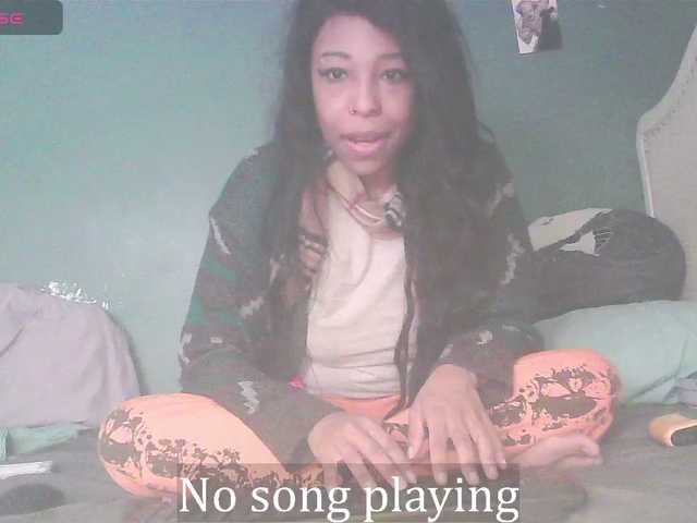 stella-clitella's BongaCams show and profile