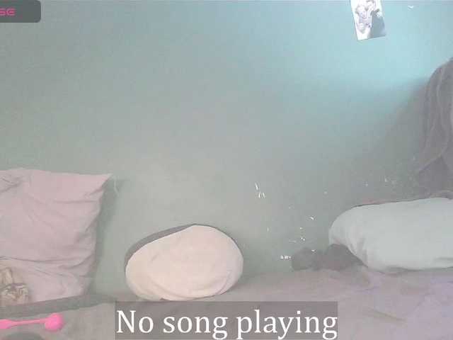 stella-clitella's BongaCams show and profile