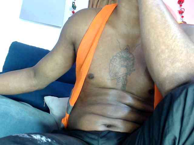 ElCaballeroNegro Live Webcam on BongaCams