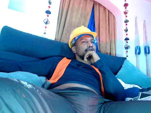 ElCaballeroNegro Live Webcam on BongaCams