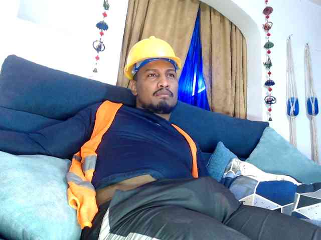 ElCaballeroNegro Live Webcam on BongaCams