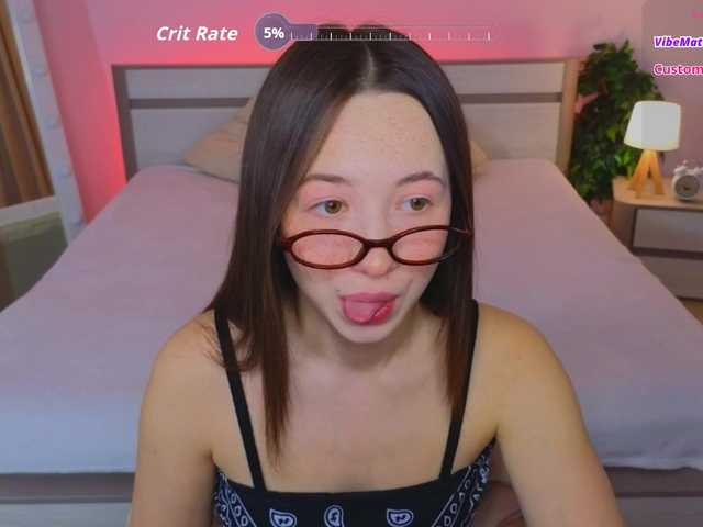 Trixiie's BongaCams show and profile