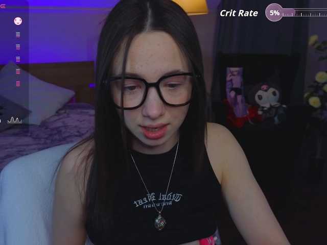 Trixiie's BongaCams show and profile