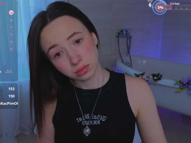 Trixiie's BongaCams show and profile