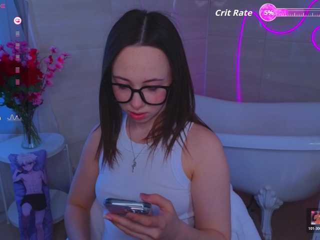 Trixiie's BongaCams show and profile