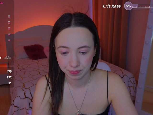 Trixiie's BongaCams show and profile