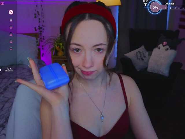 Trixiie's BongaCams show and profile