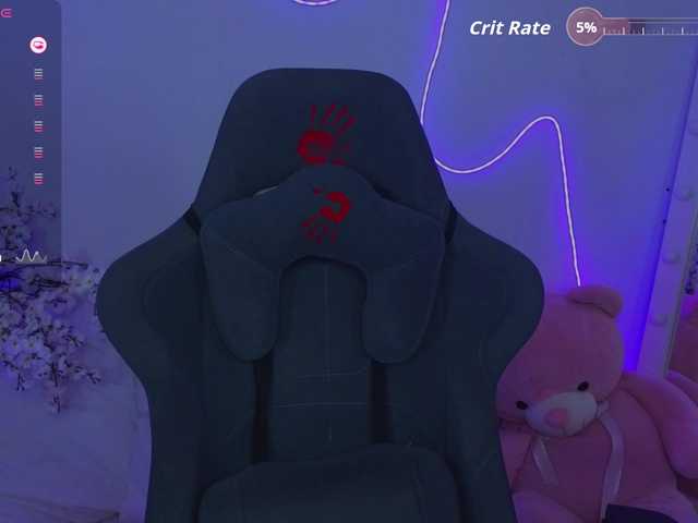 Trixiie's BongaCams show and profile